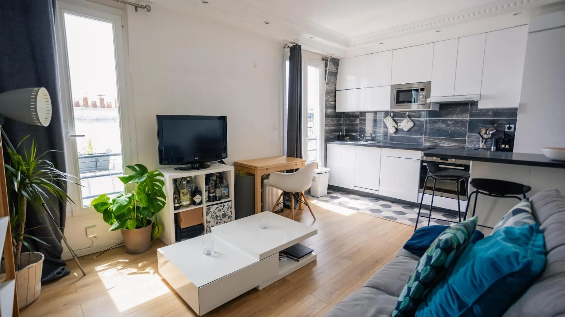 Cedric Lovely Loft Daire Paris